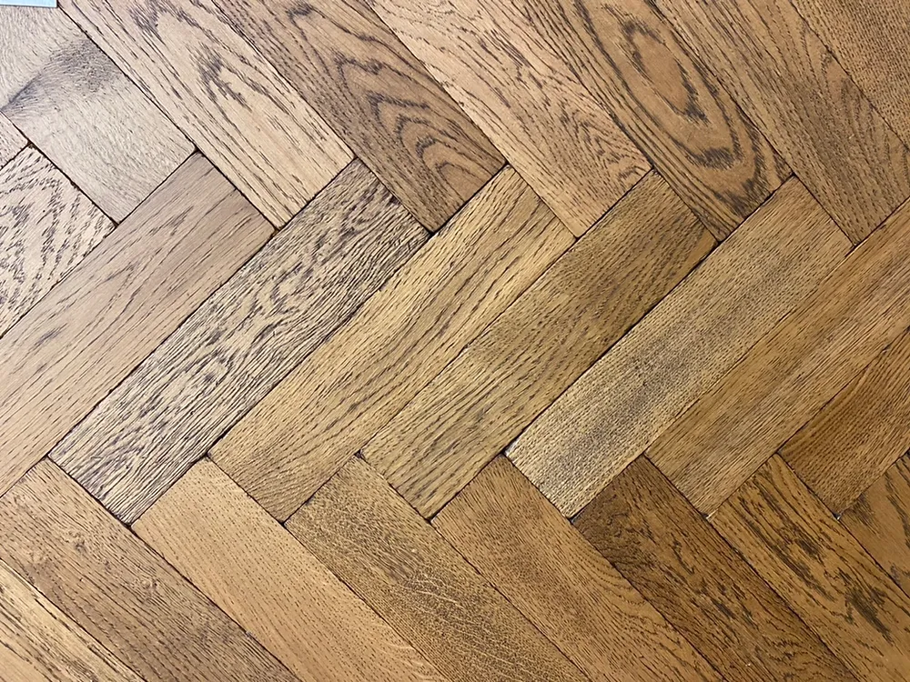 Parquet - Old English - aged and distressed (m2)